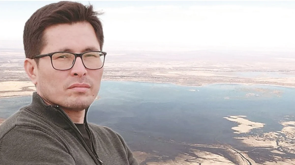 Арал — су қоршаған жер, атау. Су тасқыны кезінде де судан жоғары болып тұрады.