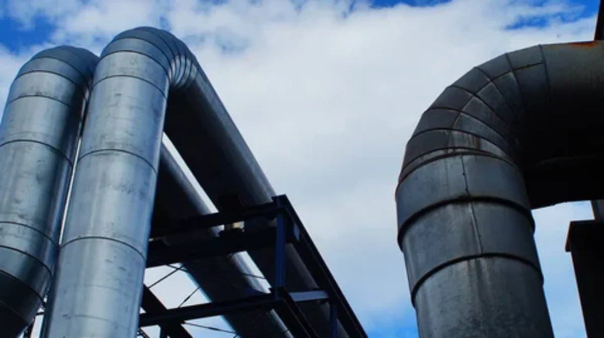 Қостанайда құбыр жарылып, мектеп пен тұрғын үйлер жылусыз қалды