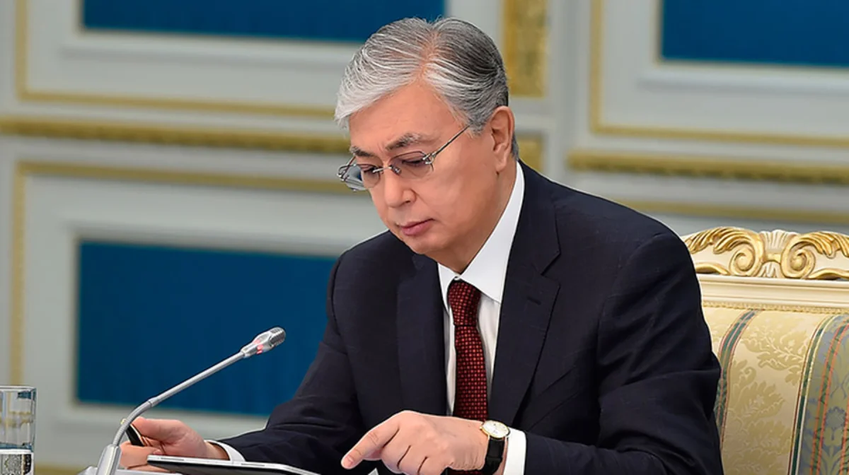 Президент Мекемтас Мырзахметұлының отбасына көңіл айтты