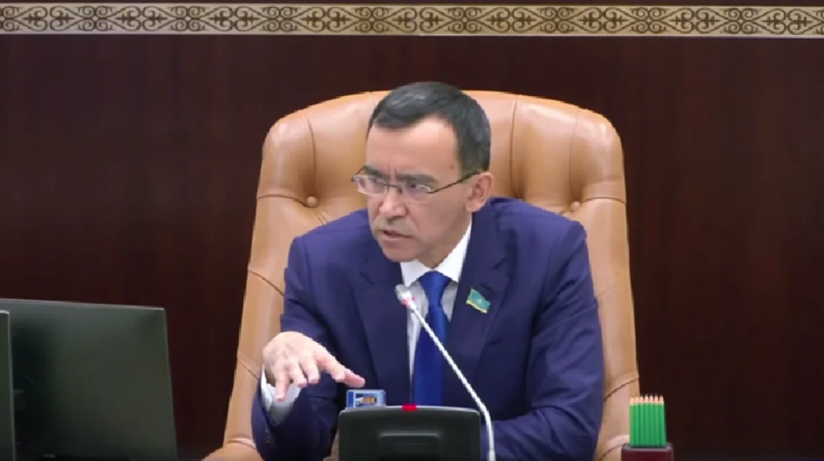 Әрбір бесінші түлек мамандық бойынша жұмыс істемейді – Мәулен Әшімбаев