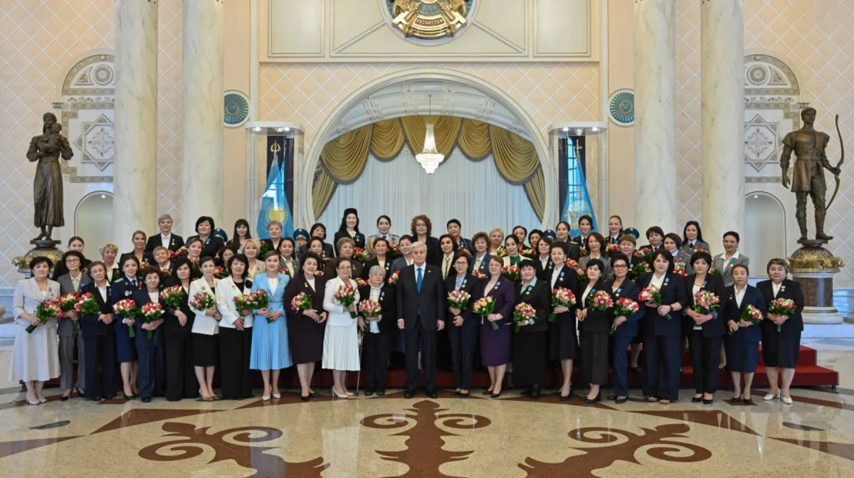 Аналары алаңсыз қоғамда балалар да бақытты өмір сүреді – Тоқаев