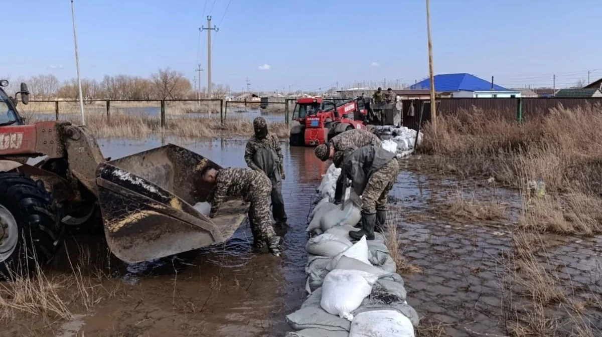 Ақмола облысында су басқан аудандардан 400-ге жуық адам эвакуацияланды