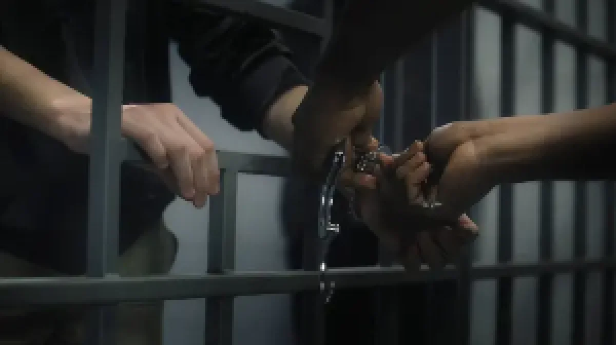 Әлсіздердің атын пайдаланып, байығандар кімдер? 5 млрд теңге жымқырғандар қамалды