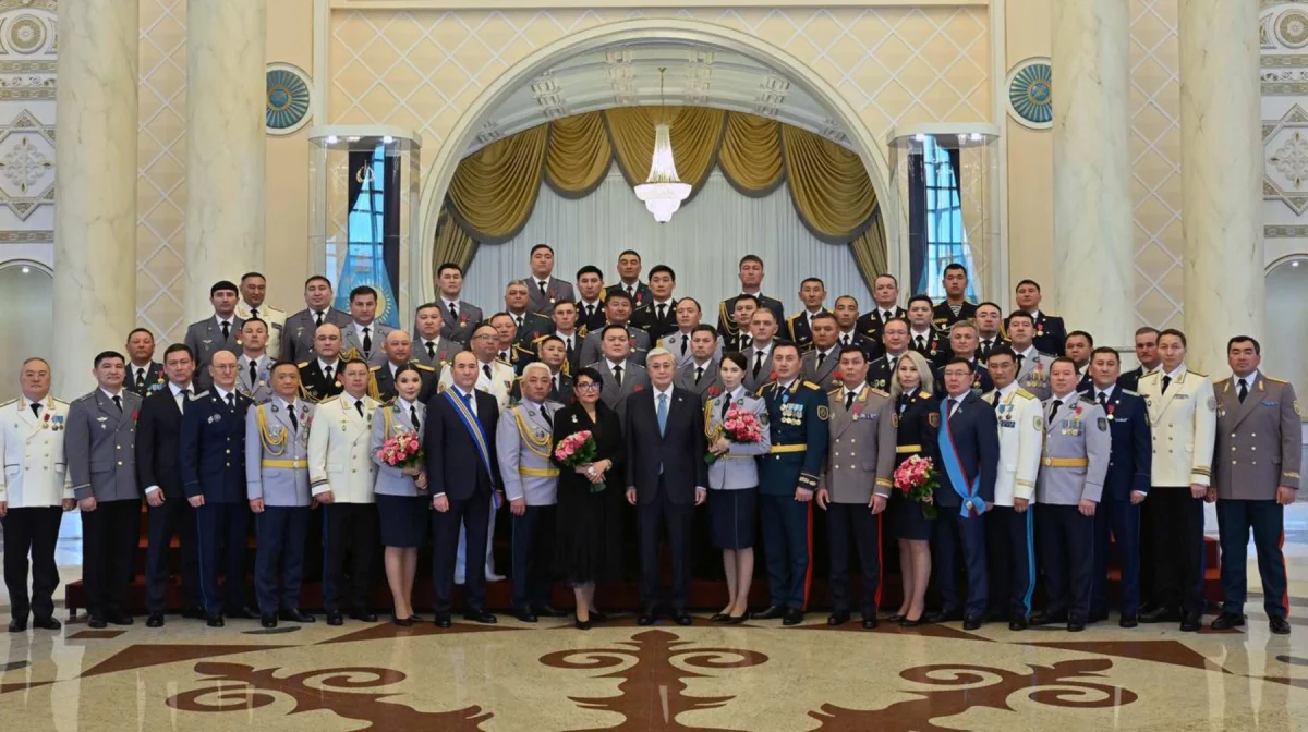 Тоқаев әскери қызметкерлерге мемлекеттік наградалар тапсырды