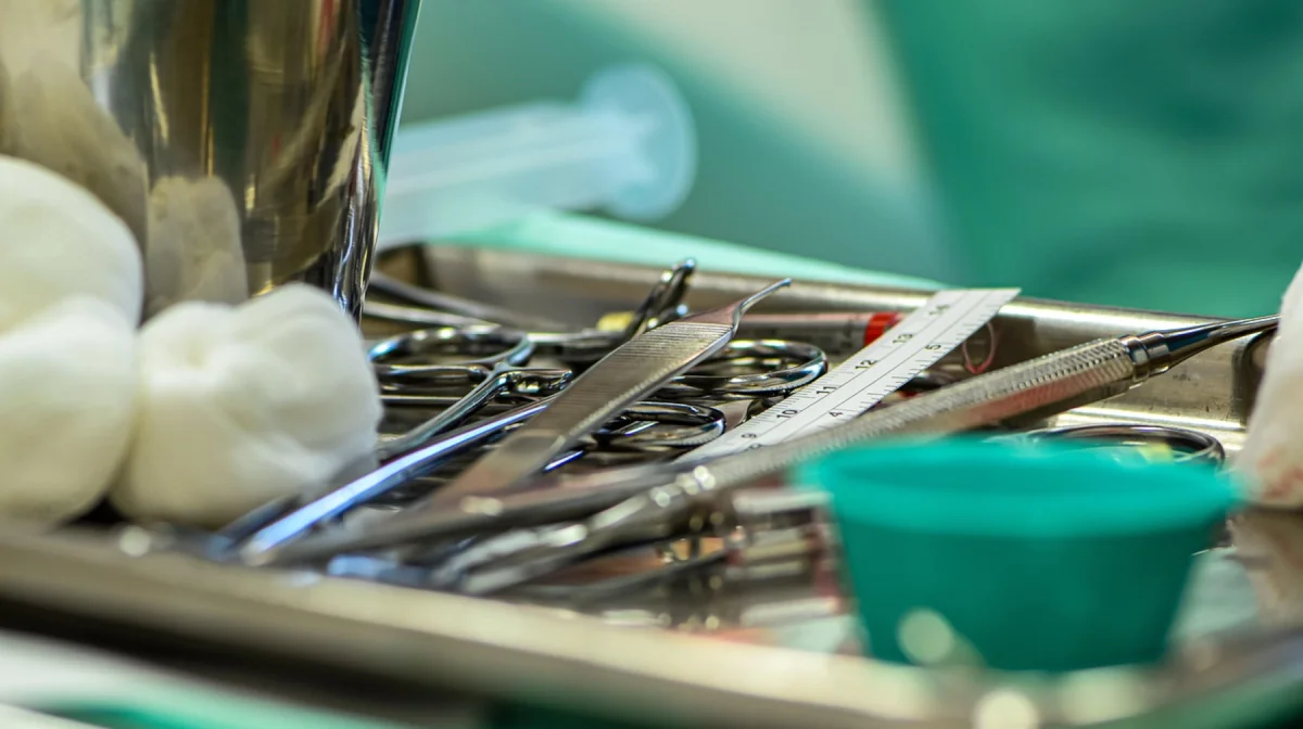 Врач-хирург в Павлодаре осужден за халатность при обрезании ребенка