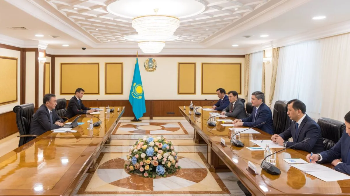 Түркі әлемі: Бектенов пен Өмірәлиев нені талқылады?