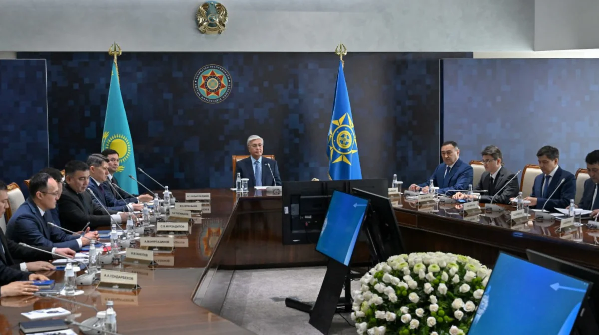 Тоқаев ҰҚК басшылығымен жиында нені талқылады?