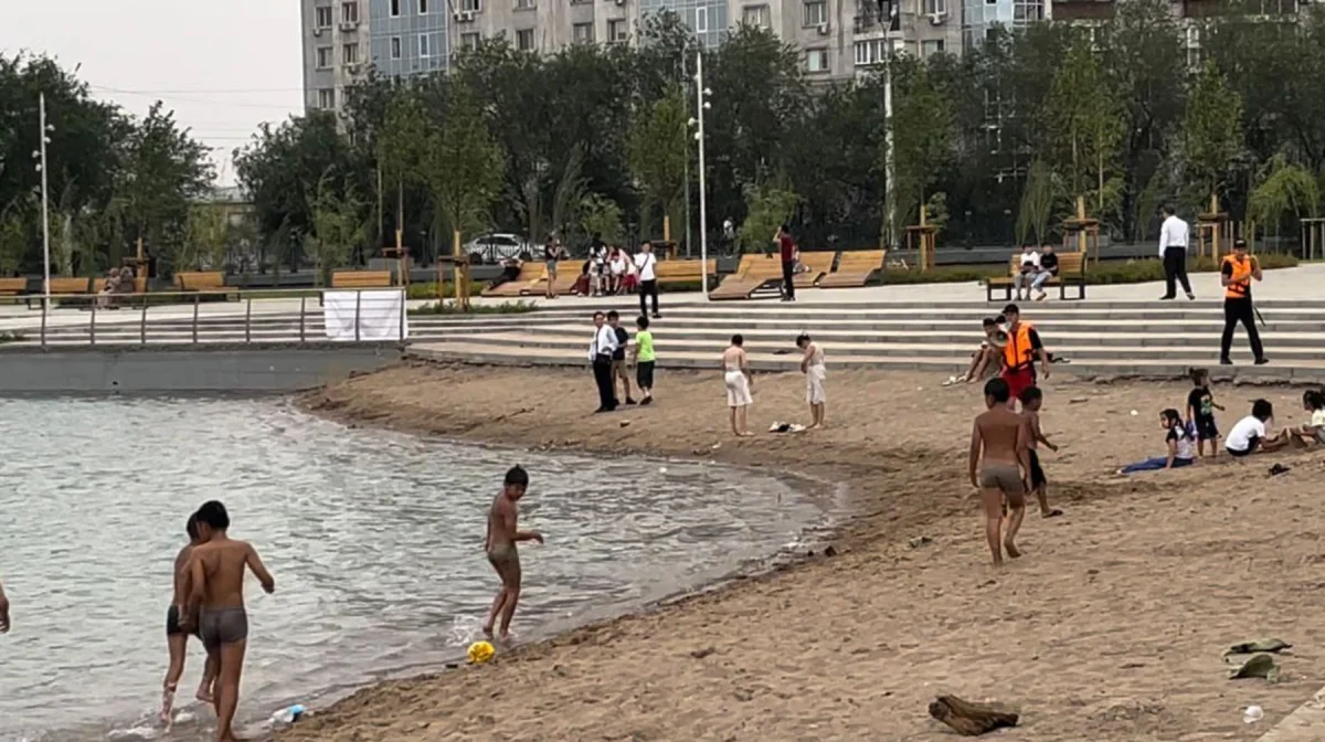 Алматыдағы Сайран көлін жаңғырту жұмыстары аяқталмай жатып айналасы қоқысқа толды