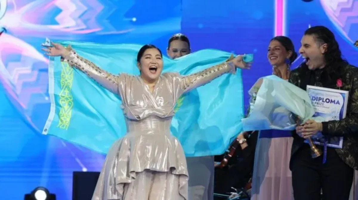 Қазақстандық әнші "Славян базары" байқауының жеңімпазы атанды
