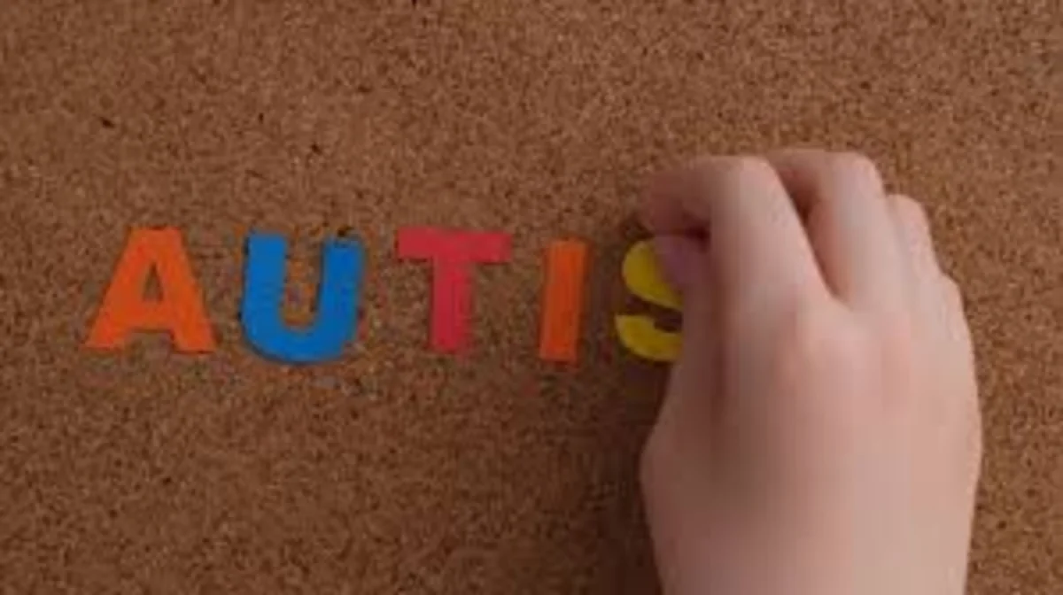 «Өлтіру керек»: аутист балалар туралы пікір жазған блогердің үстінен іс қозғалды