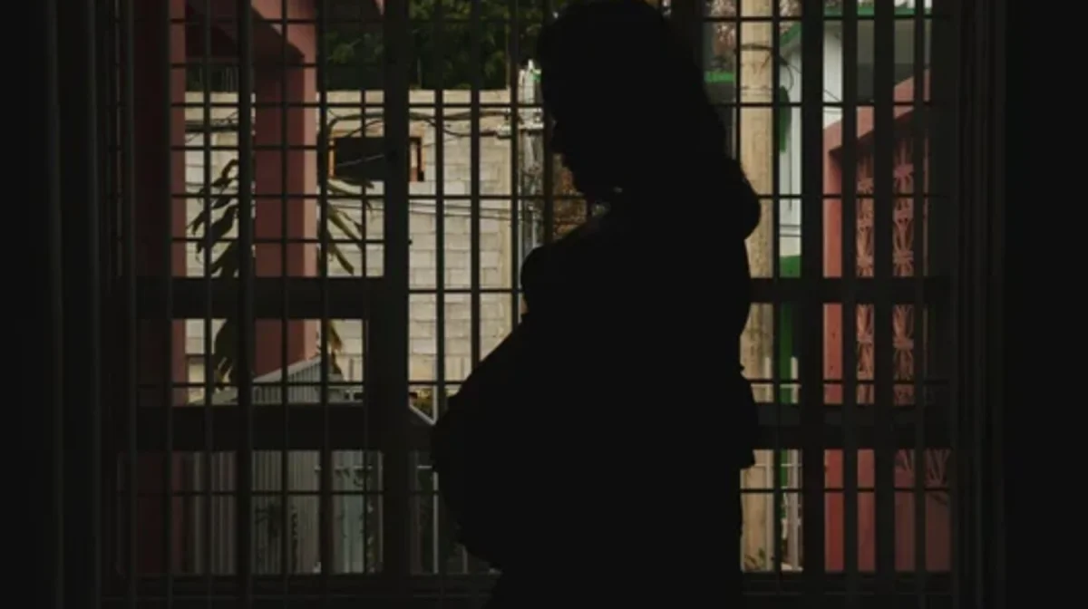 Қазақстанда жүкті әйелдерді «миллионмен декретке» шығарғандар сотталып жатыр