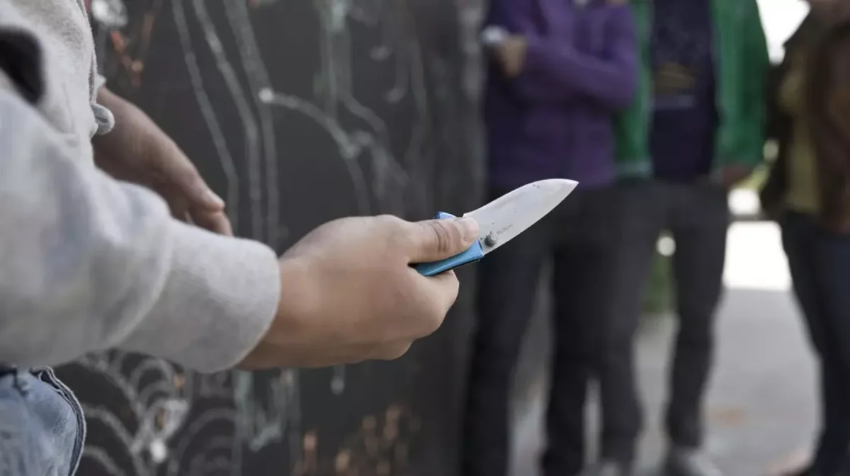 Қызылордада мектеп оқушысын пышақтап кетті