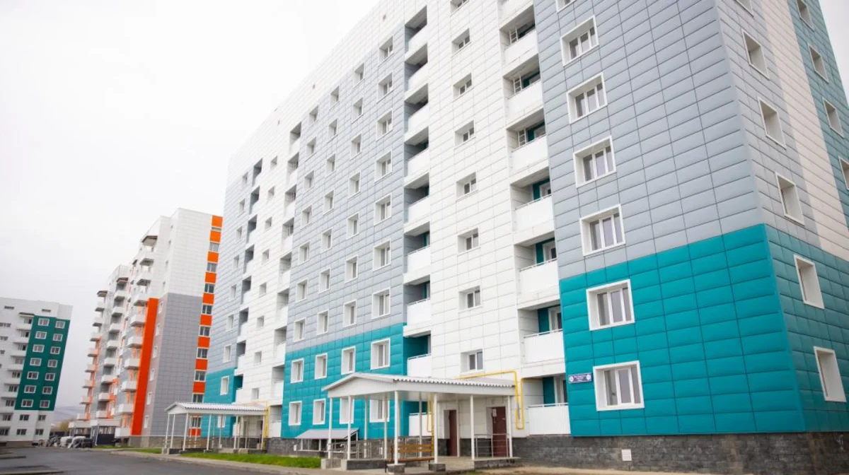 Алматы облысының әкімі Талғар және Еңбекшіқазақ аудандарындағы құрылыс нысандарын аралады