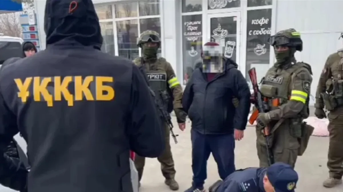 Гаражда ұстап отырған: қыздарды жезөкшелікке мәжбүрлеген қылмыстық топ ұсталды