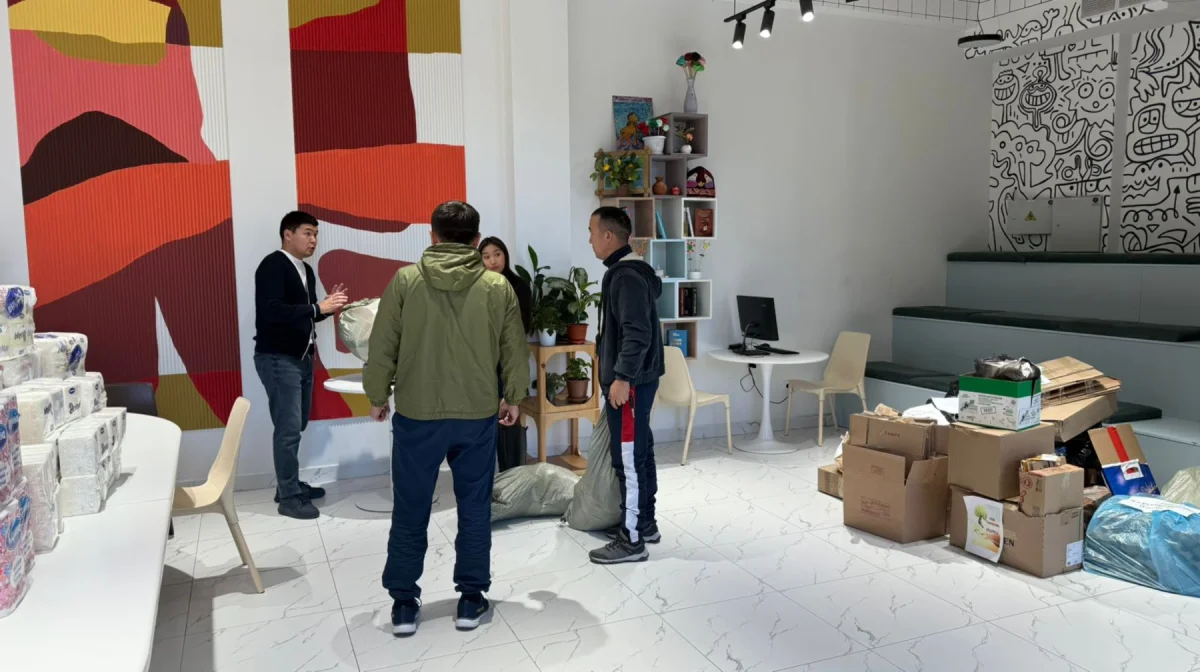 Алматыда экологиялық акция ұйымдастырылып, 2 тонна макулатура жиналды