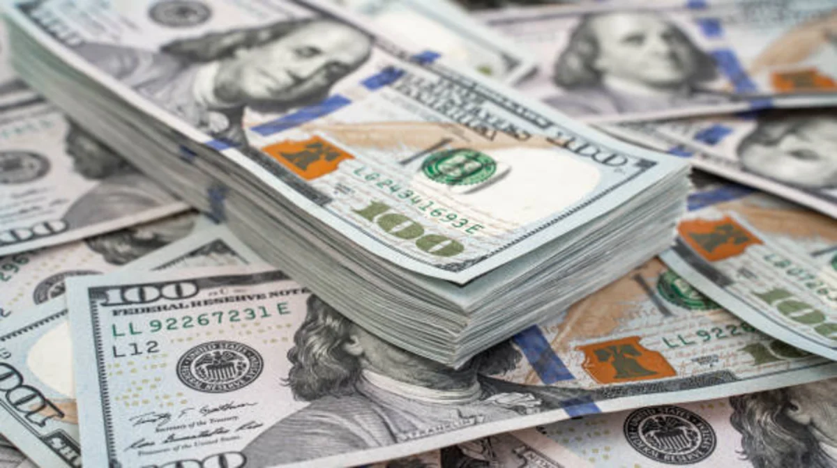 Доллар бағамы 499 теңгеге дейін түсті