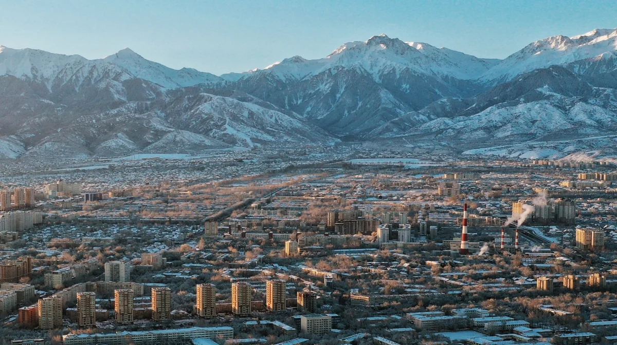 Алматыда жылу, су және электр жүйелерін жаңарту қарқынды жүріп жатыр