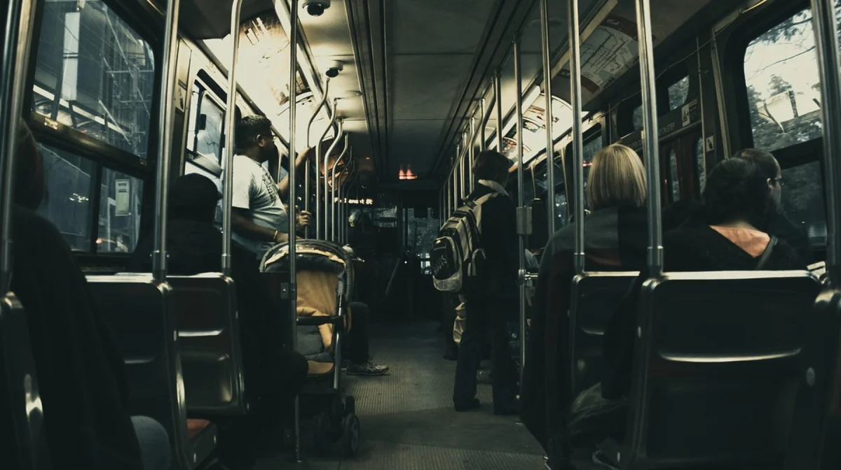 Житель Темиртау устроил поножовщину в автобусе