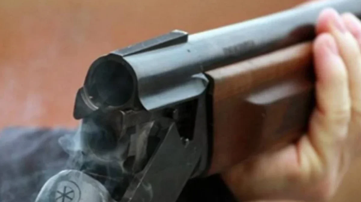 Астанада ер адам арнайы жасақ қызметкеріне оқ жаудырды