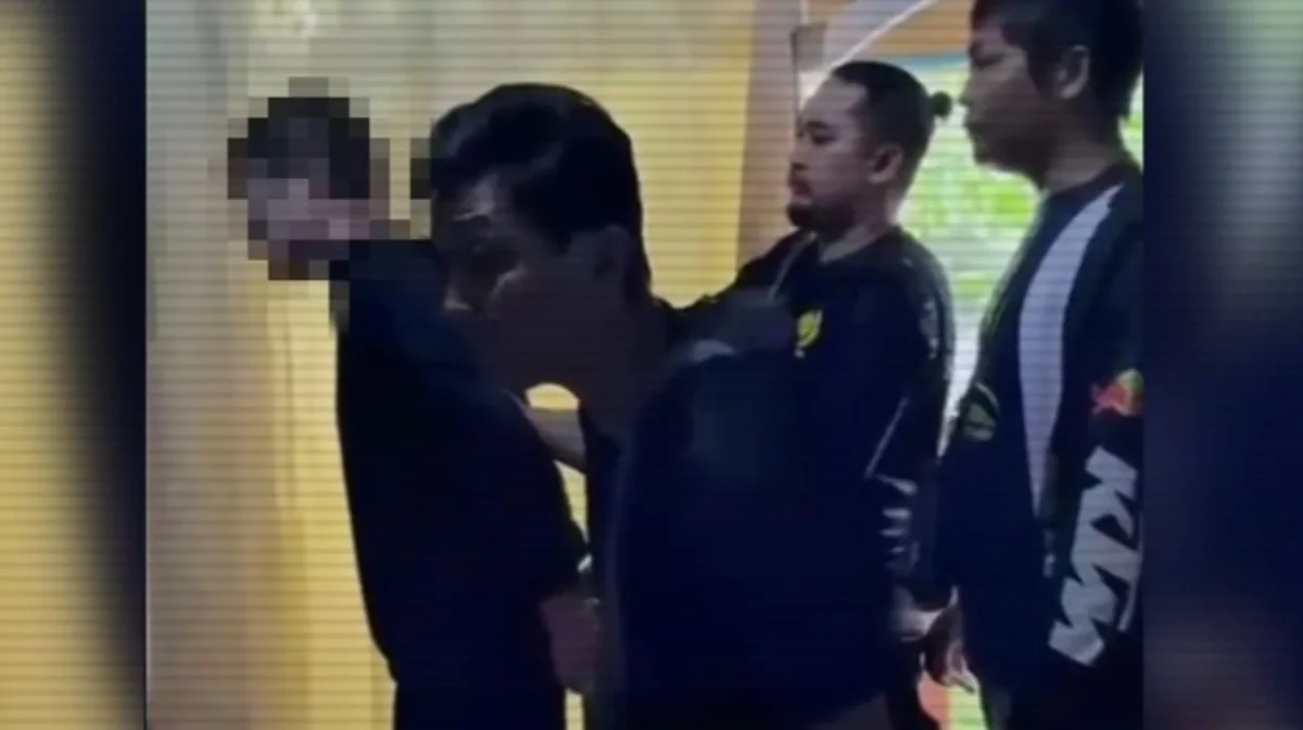 скриншот из видео