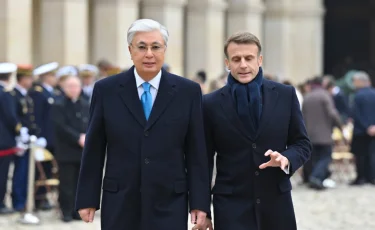 Как встретили Токаева в Париже