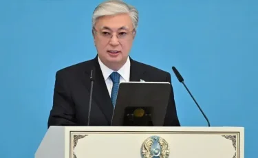 Токаев поздравил казахстанцев с Национальным днем печати