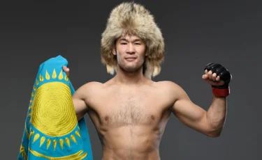 Шавката Рахмонова лишили титульного боя в UFC: известна причина