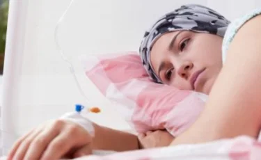 Онкобольные не могли оформить пособия по инвалидности из-за врачей в Алматы