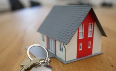 Более 2 миллионов казахстанцев получили премий от Отбасы Банка