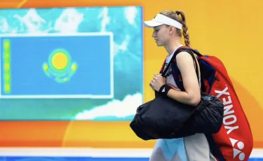 Елена Рыбакина получила угрозу от 17-летнего вундеркинда из России