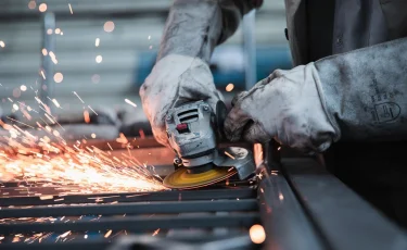 В Казахстане прогнозируют спрос на рабочие профессии