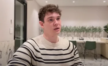 Актера из Москвы избили после съемок в рекламе казахстанского шоколада (ВИДЕО)