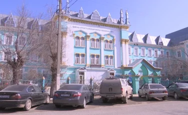 Ақтөбеде жекеменшік университет бір күнде 350 студентті еш ескертусіз оқудан қуып жіберген