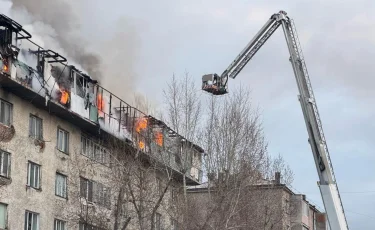 Астанада жатақхана өртеніп, 50 адам эвакуацияланды