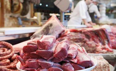 Казахстанцы стали меньше потреблять мясо из-за высоких цен