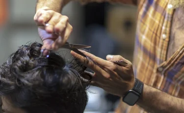 Магазины у дома и предприниматели, работающие с населением, не будут платить НДС