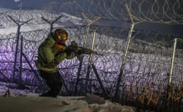 Үндістан мен Пәкістан шекарасында тағы да атыс болды