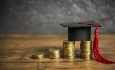 1 қыркүйектен бастап студенттерге стипендия мөлшері артады