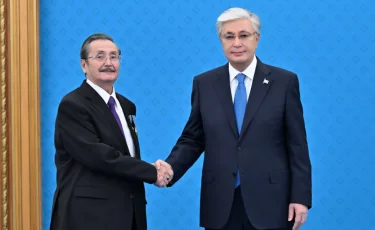 Қайрат Байбосыновқа «Қазақстанның Еңбек Ері» атағы берілді