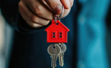 Пока ипотека стоит, автокредиты взлетают: тренды кредитования в Казахстане