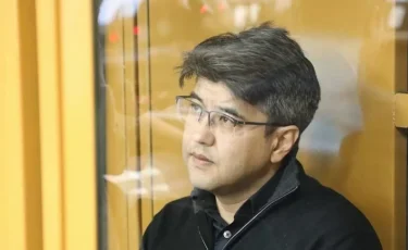 Сот Қуандық Бишімбаевтың балаларына төлейтін алиментті азайтудан бас тартты