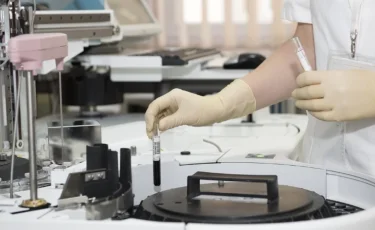 Павлодарда қыз ұзатуға барған 30-дан астам адам уланып қалды