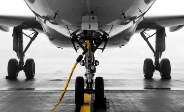 Аэропорт Астаны частично закроют: рейсы будут ограничены днём