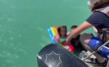 Ребенка унесло на надувном круге в озеро Балхаш