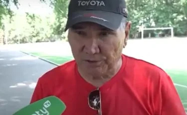 «Олар қымбат иттер, ақшасын төлейсің»: Баланы құтқарып қалған зейнеткерден ит иелері өтемақы талап етті