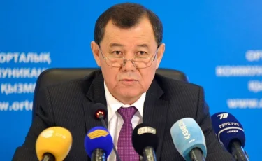 Экс-аким Жамбылской области получил 12 лет за взятку