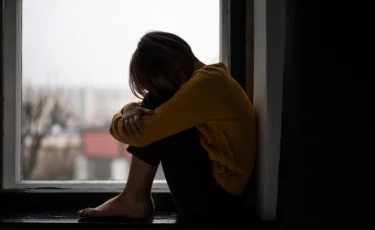 Атырауда кәмелетке толмаған 2 жасөспірім суицид жасаған