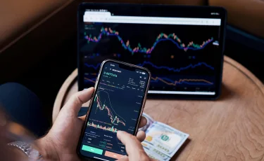 Связь с терроризмом? В Казахстане ограничат доступ к страховым брокерам