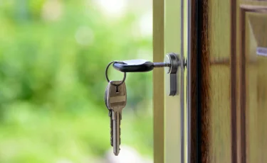 Пауза на рынке: казахстанцы стали реже покупать жильё