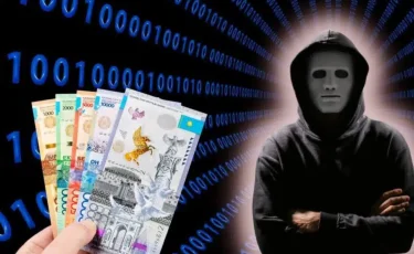 Профессор Кәкен Қамзиннің үйінің ақшасын алаяқтар шетел асырған